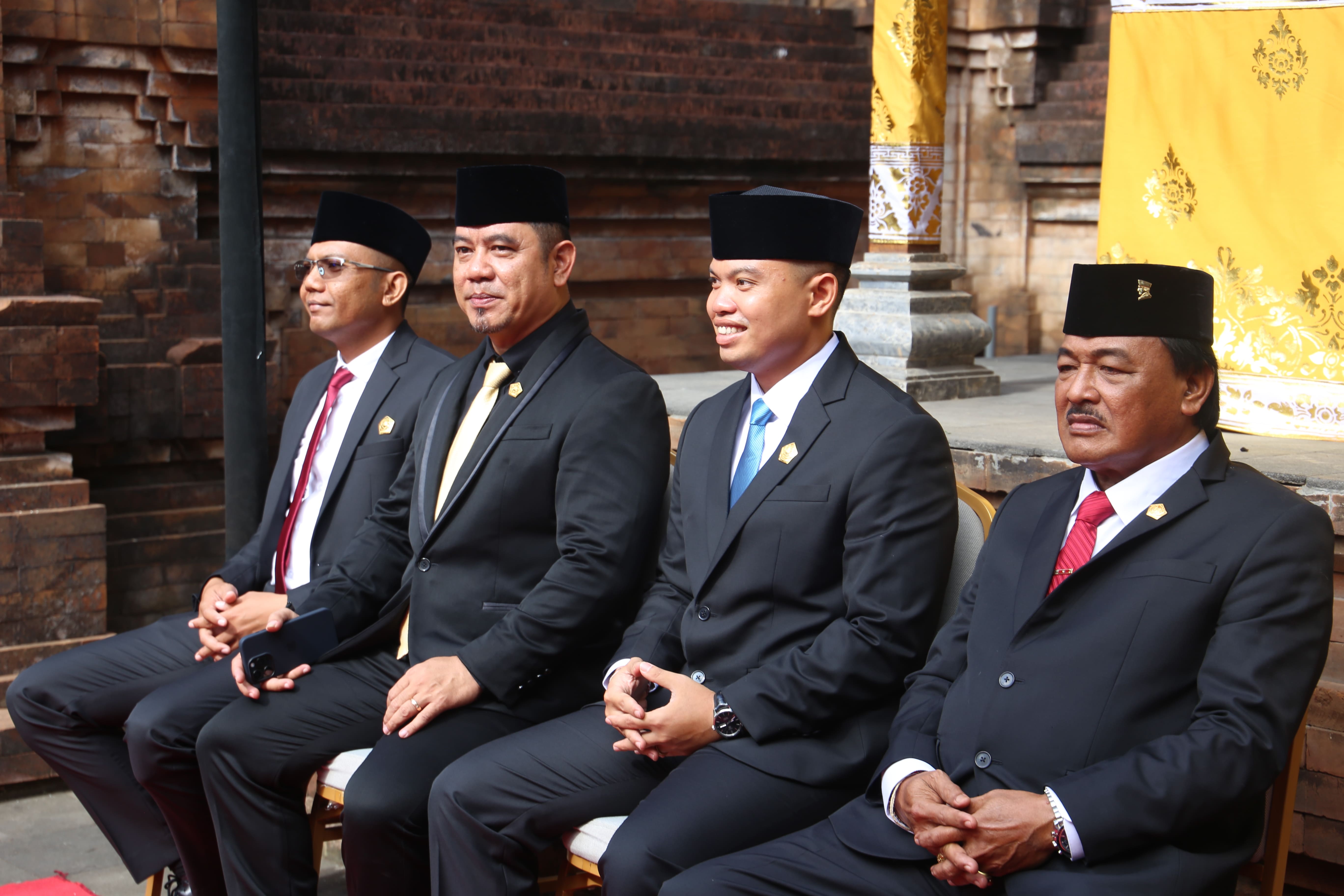PELANTIKAN PIMPINAN DPRD KOTA DENPASAR MASA JABATAN 2024-2029