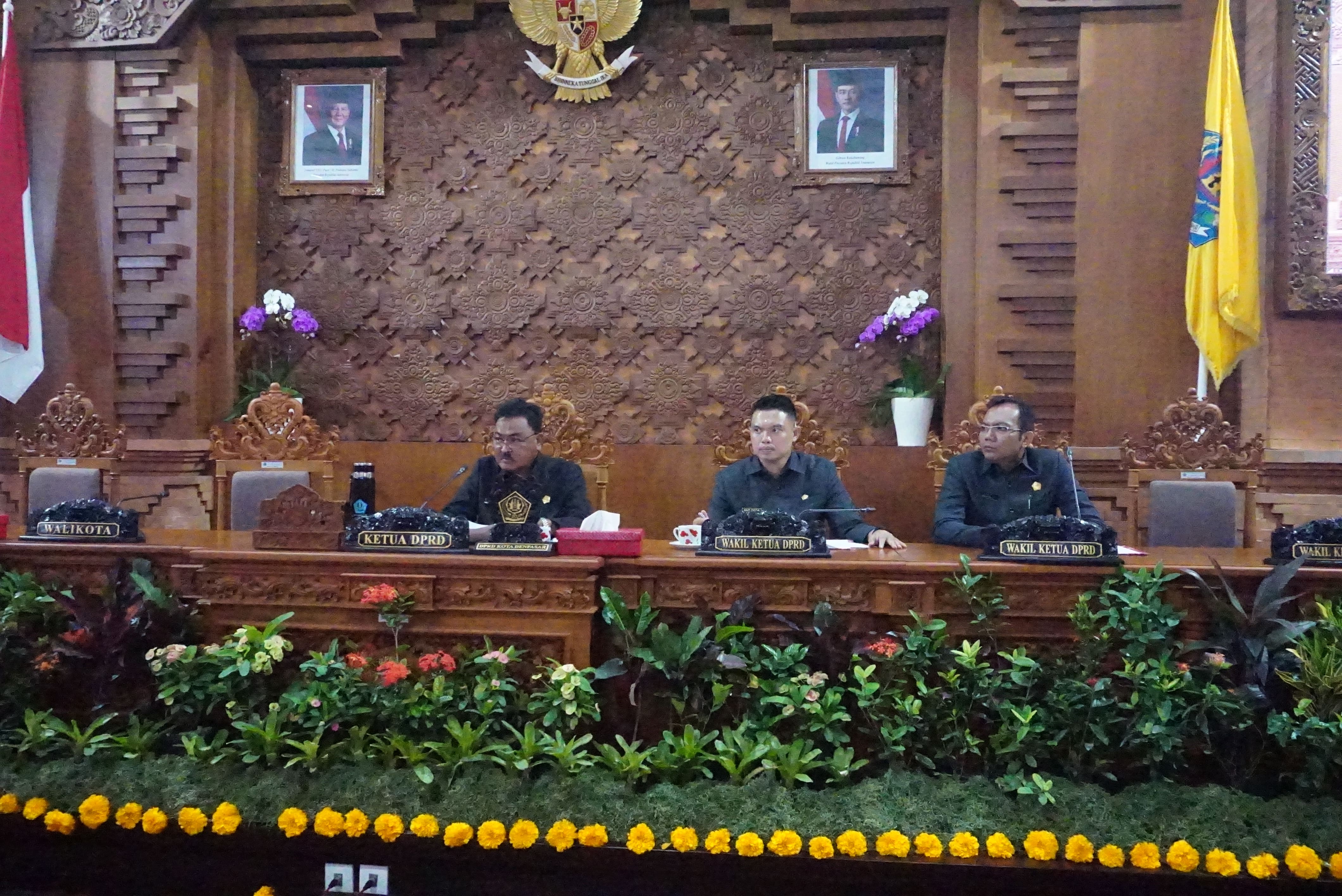RAPAT PARIPURNA SEPAKATI TUGASKAN PANSUS III BAHAS RANPERDA RENCANA PEMBANGUNAN JANGKA MENENGAH DAERAH (RPJMD) SEMESTA BERENCANA KOTA DENPASAR TAHUN 2025-2029