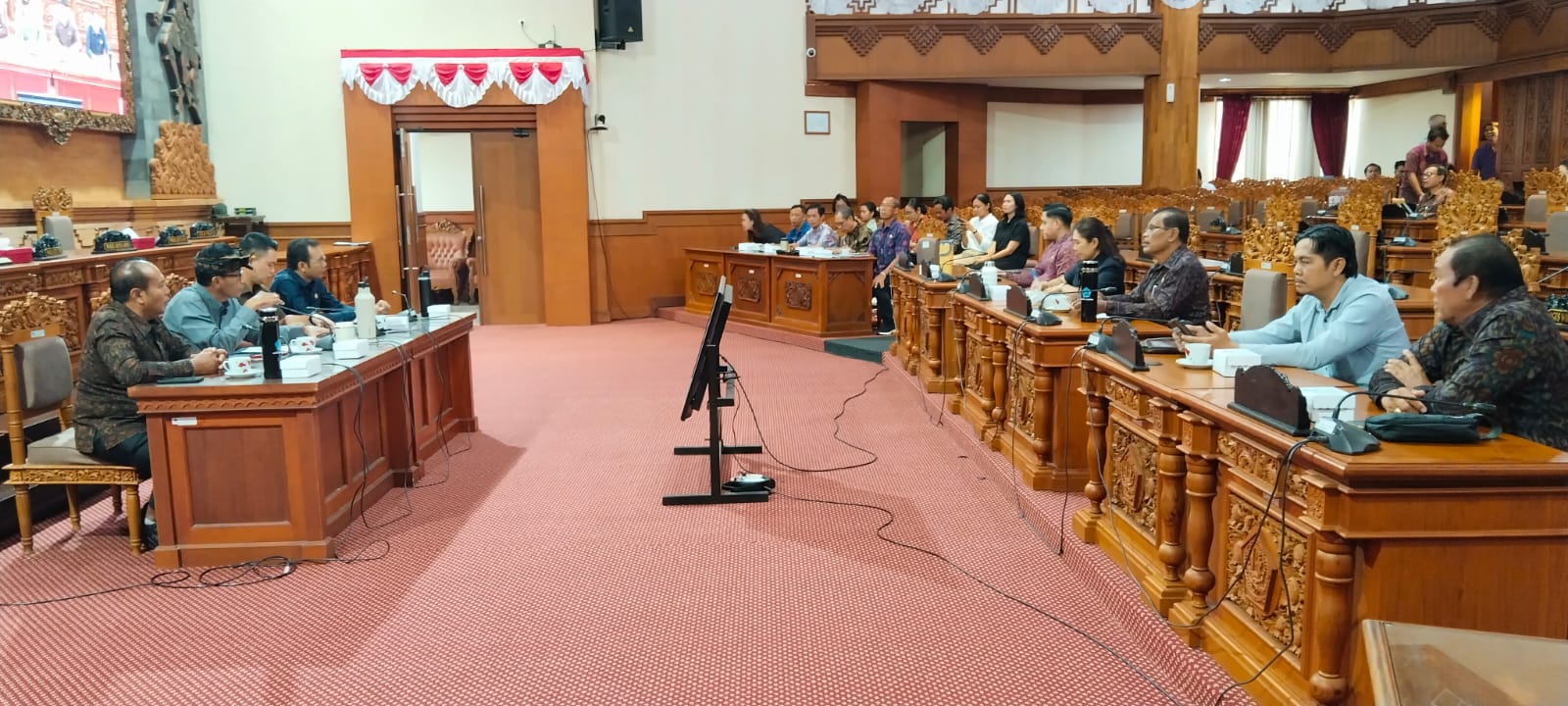 DPRD KOTA DENPASAR SOROTI PELAKSANAAN MAKAN BERGIZI GRATIS DI KOTA DENPASAR