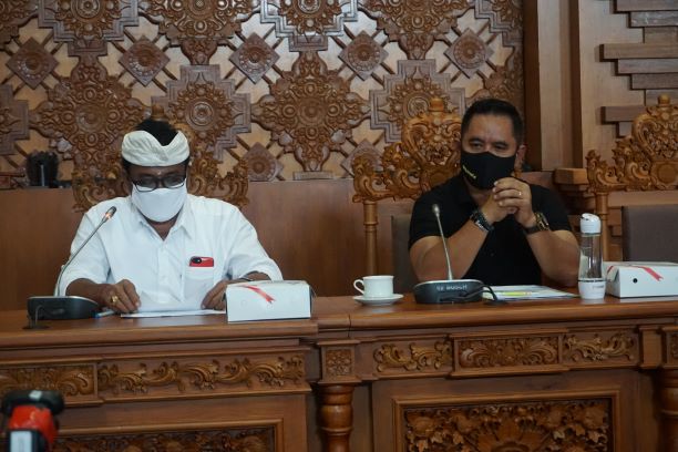 RAPAT BANMUS DPRD KOTA DENPASAR