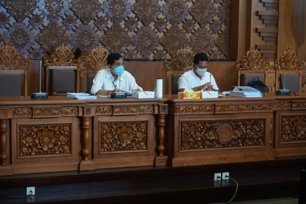 RAPAT KERJA BADAN ANGGARAN DPRD KOTA DENPASAR.