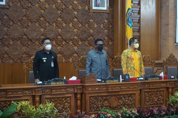 PEMBUKAAN RAPAT PARIPURNA DPRD KOTA DENPASAR.
