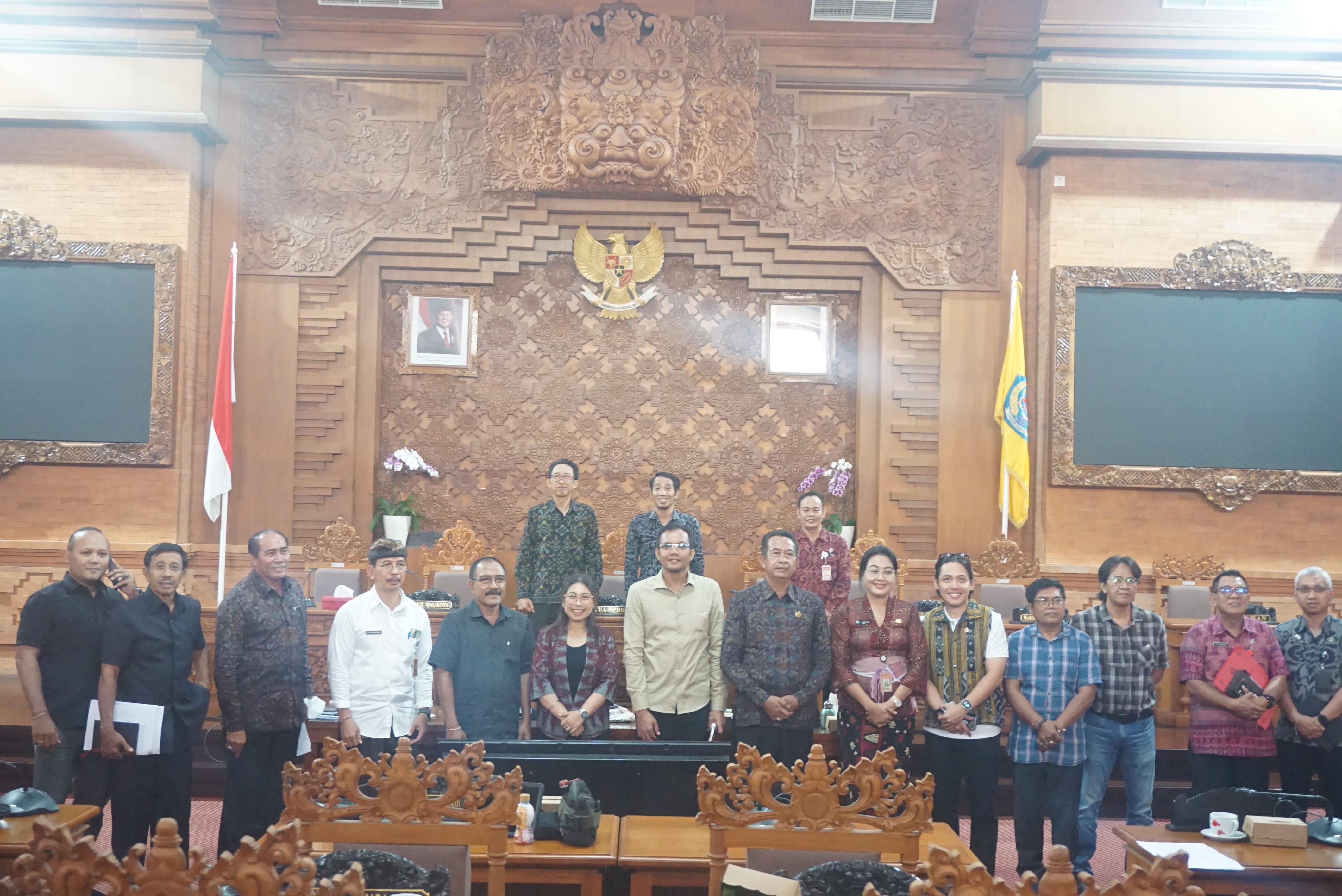 PANSUS VI DPRD KOTA DENPASAR KEMBALI MATANGKAN RANPERDA PENANGGULANGAN BENCANA DAERAH