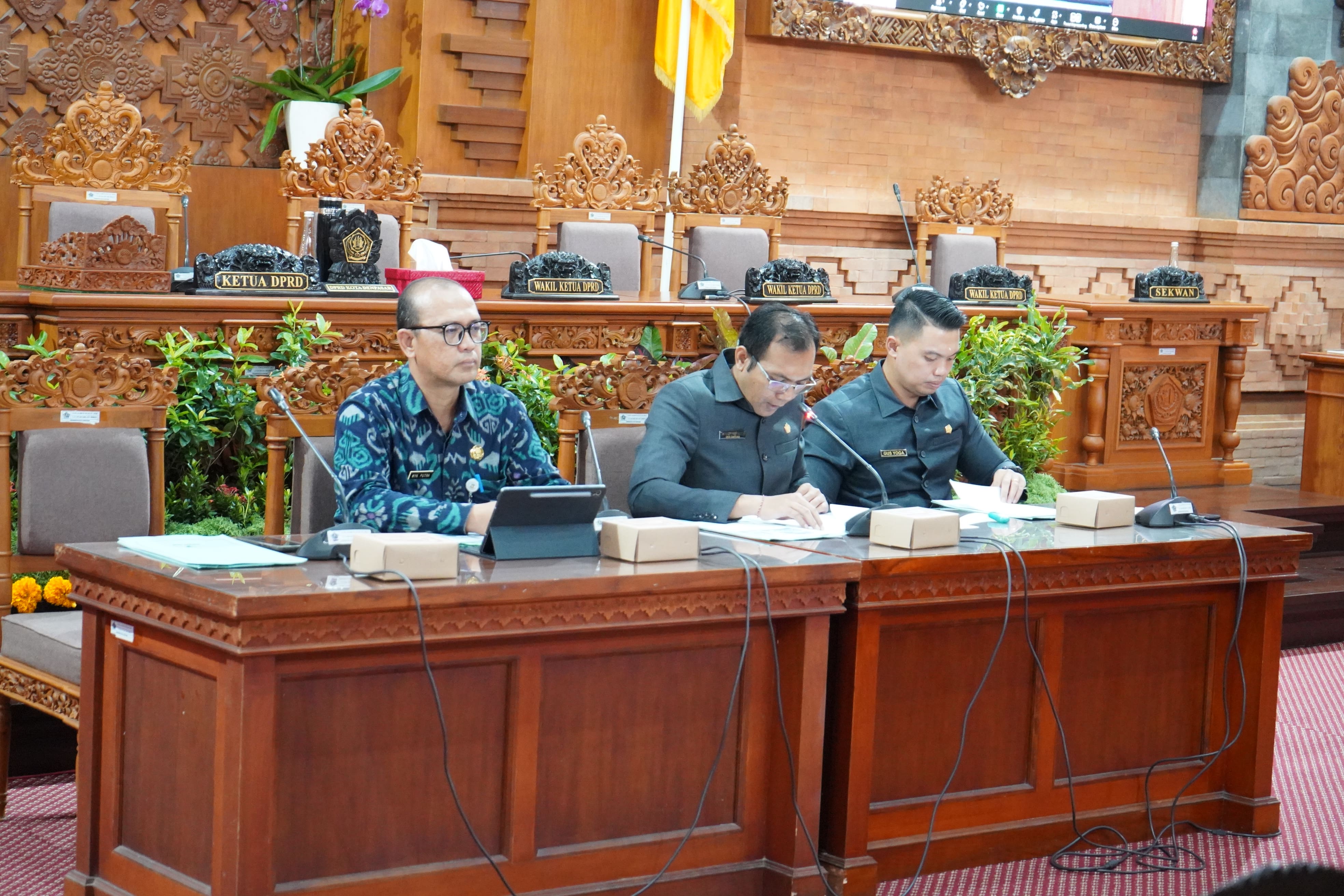 DPRD KOTA DENPASAR GELAR SOSIALISASI INPUT POKOK-POKOK PIKIRAN DEWAN DAN MEKANISME E-POKIR