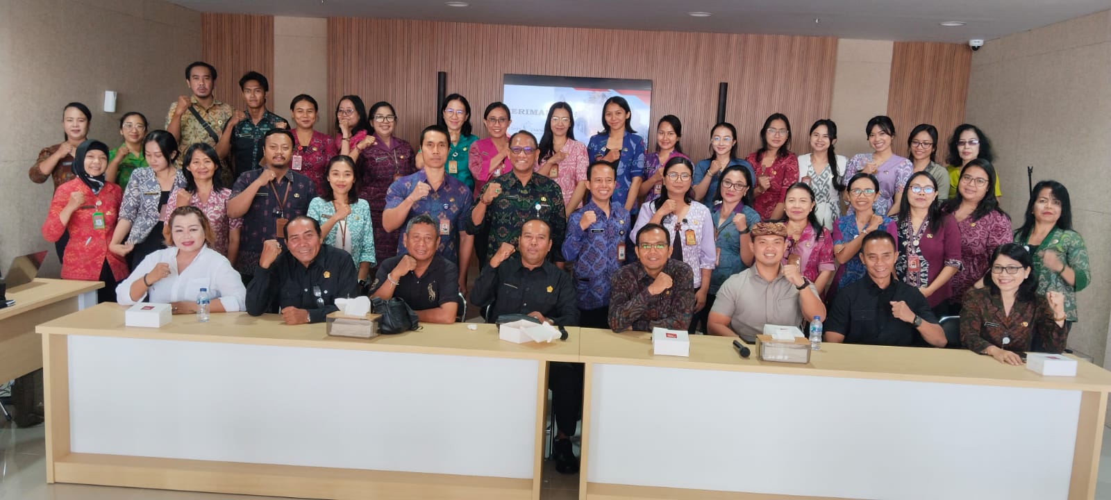 KOMISI IV DPRD KOTA DENPASAR KUNJUNGAN KERJA KE PUSKESMAS RAMAH IBU DAN ANAK YANG BERLOKASI DI JALAN GUNUNG AGUNG