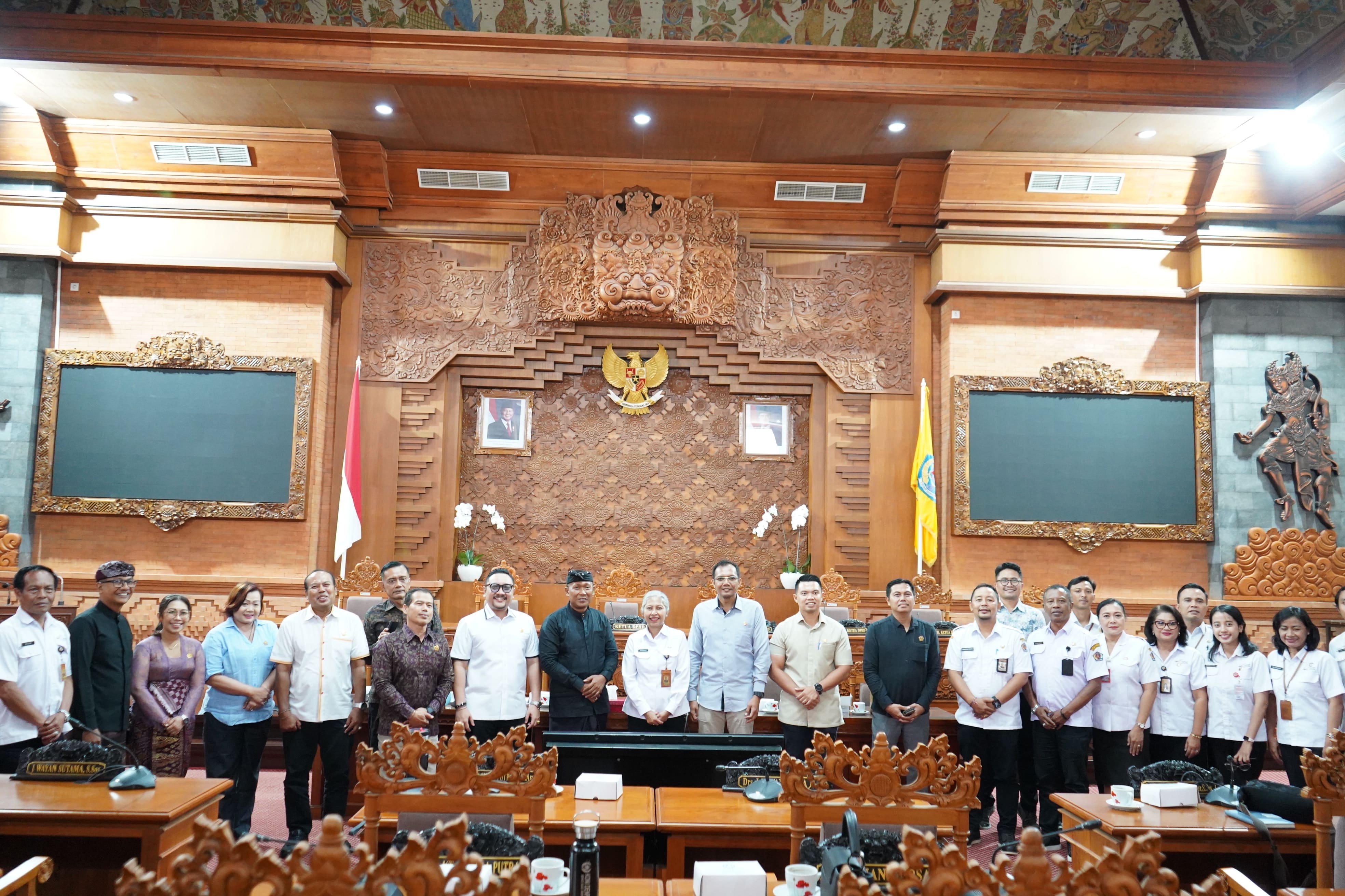 DPRD KOTA DENPASAR SOROTI PENURUNAN KUNJUNGAN WISATAWAN DAN STRATEGI DISPAR TAHUN 2026