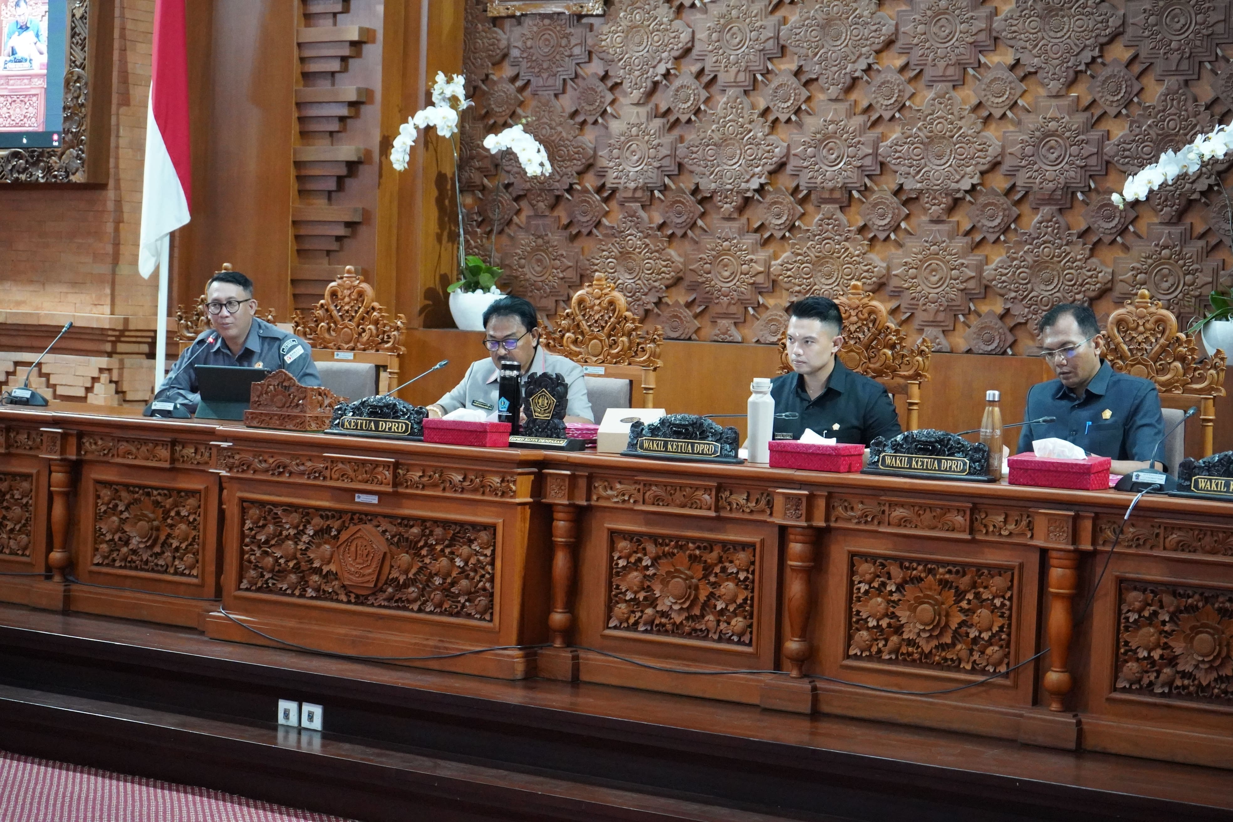 DPRD DENPASAR TERIMA AUDIENSI BAWASLU, PERKUAT SINERGI PENGAWASAN PEMILU DAN PILKADA