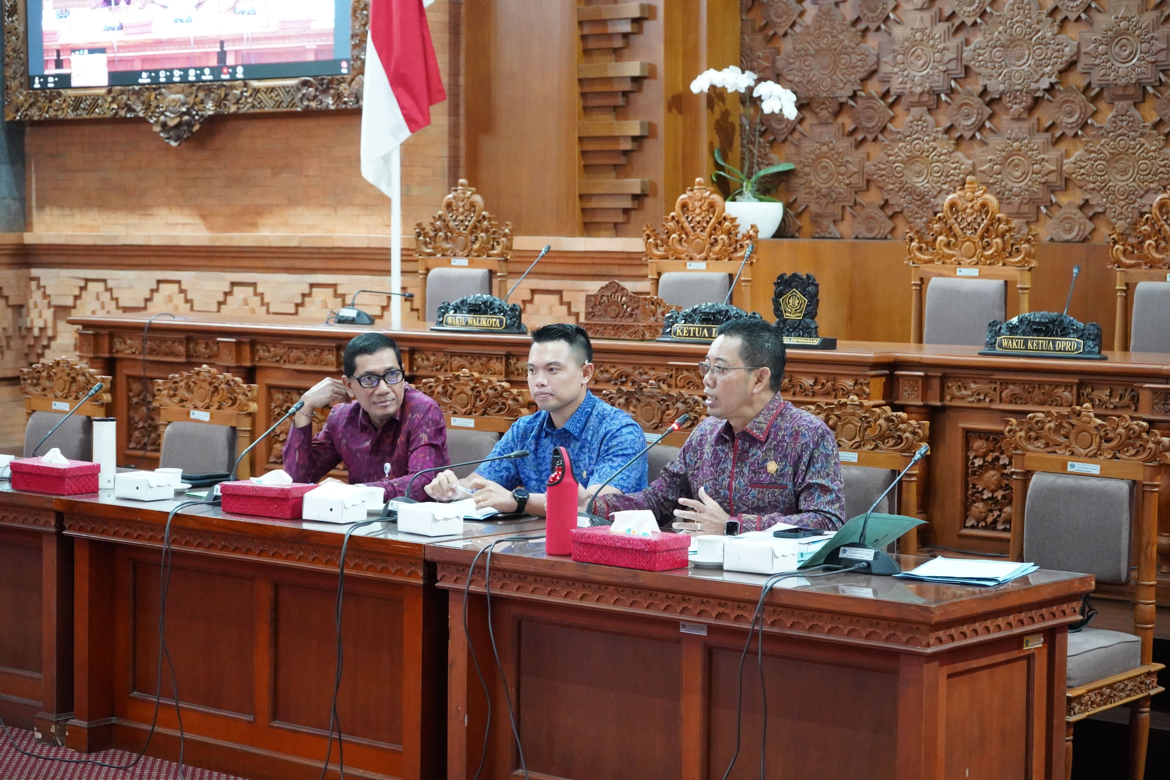 BAHAS PERTANGGUNGJAWABAN APBD 2025, PANSUS VII DPRD DENPASAR EVALUASI KINERJA PERANGKAT DAERAH